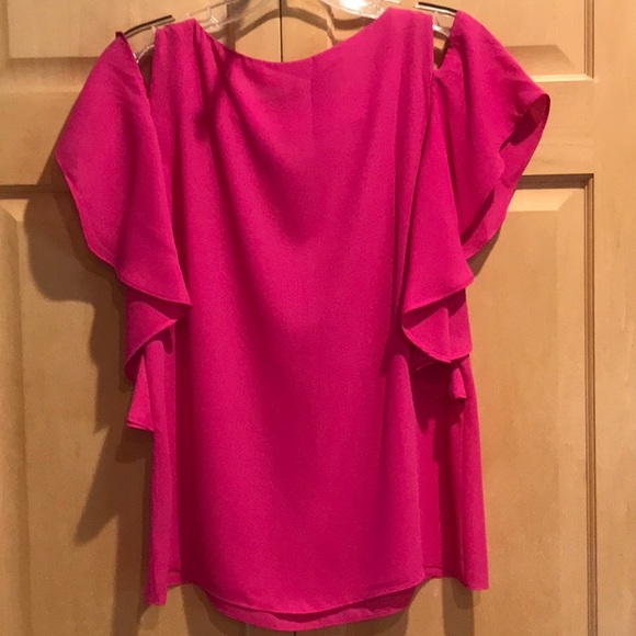 New Worthington Ruffled Fuchsia Flutter Sleeve Blouse - Picture 3 of 5